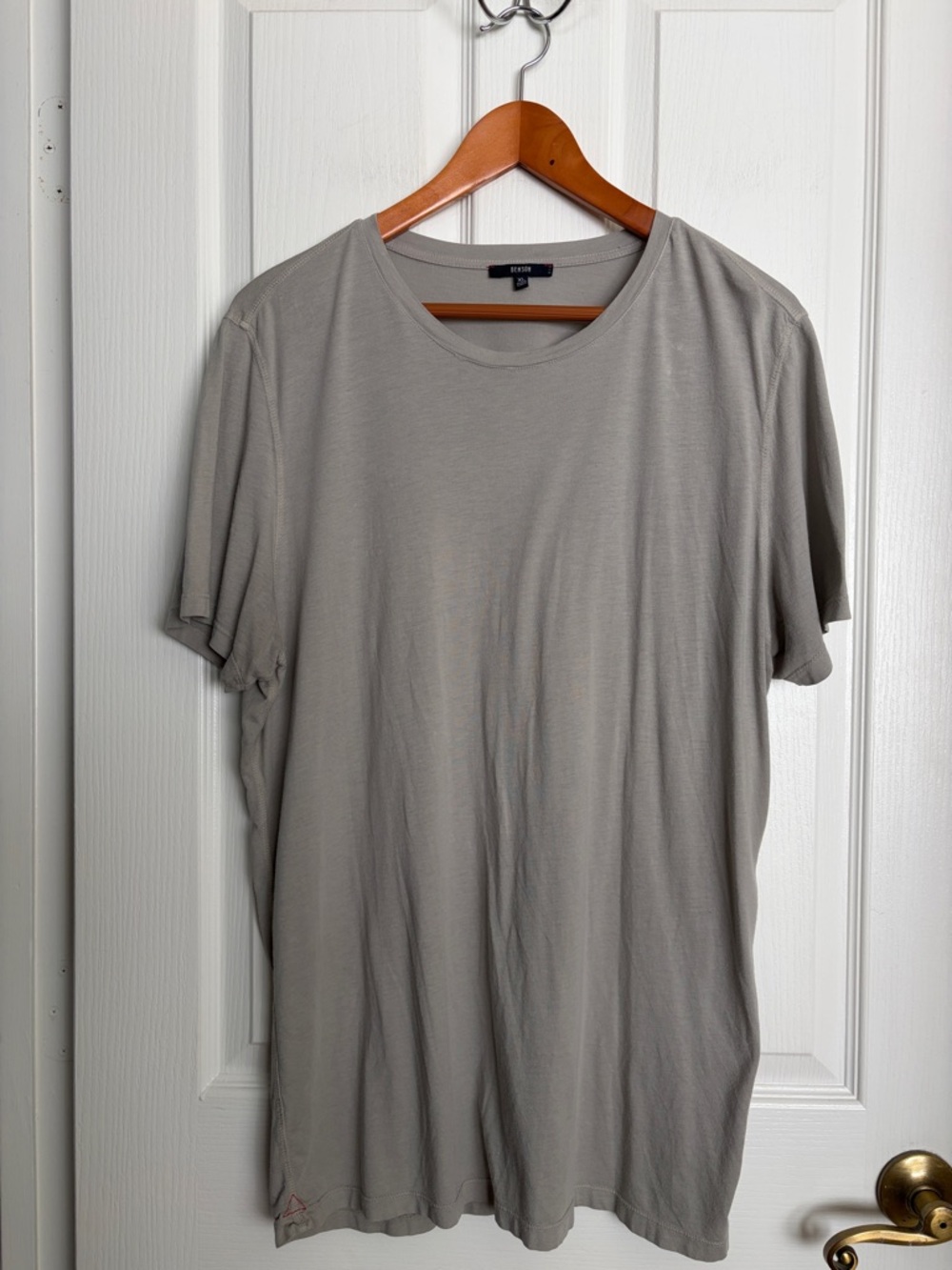 Men's Short Sleeve Crew Neck T-Shirt in Light Gray